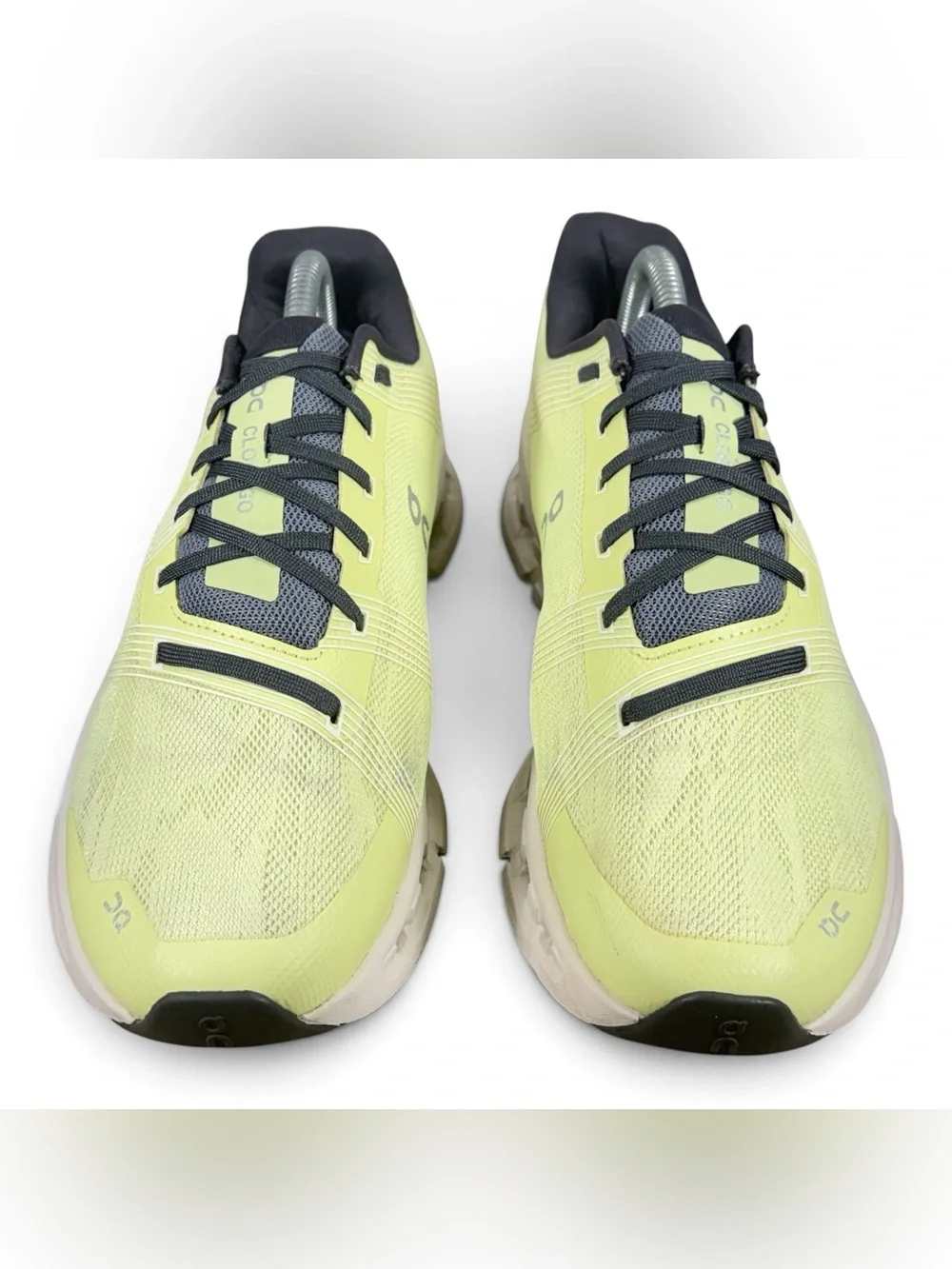 On Cloud Cloudgo Women’s Size 9.5 Yellow 55.98088 Running Sneakers Shoes